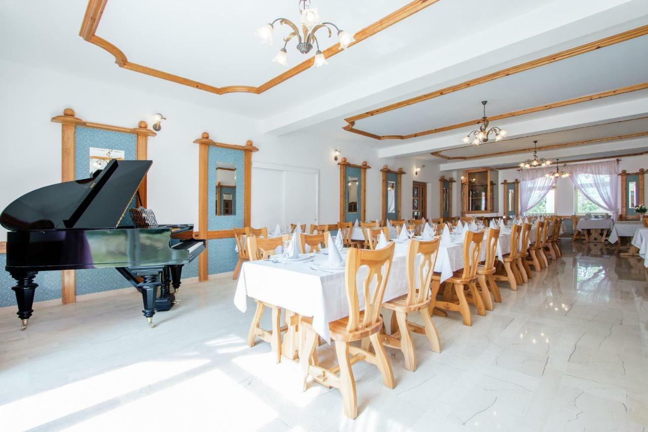 Hotel Pansion Oliva Krnica Esterno foto