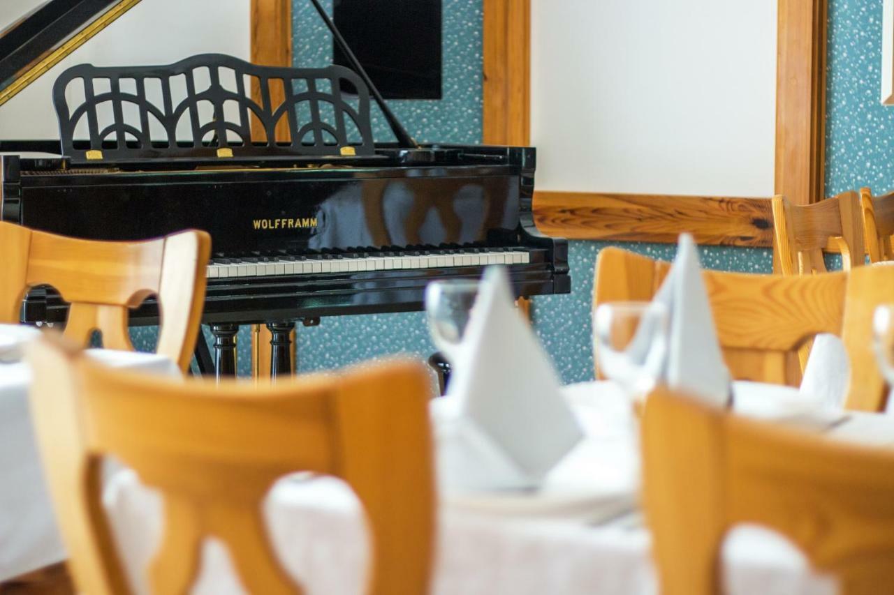Hotel Pansion Oliva Krnica Esterno foto